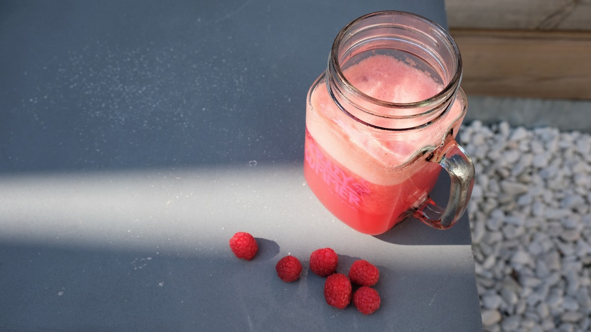 Raspberry Grapefruit Lemonade - Bake Eat