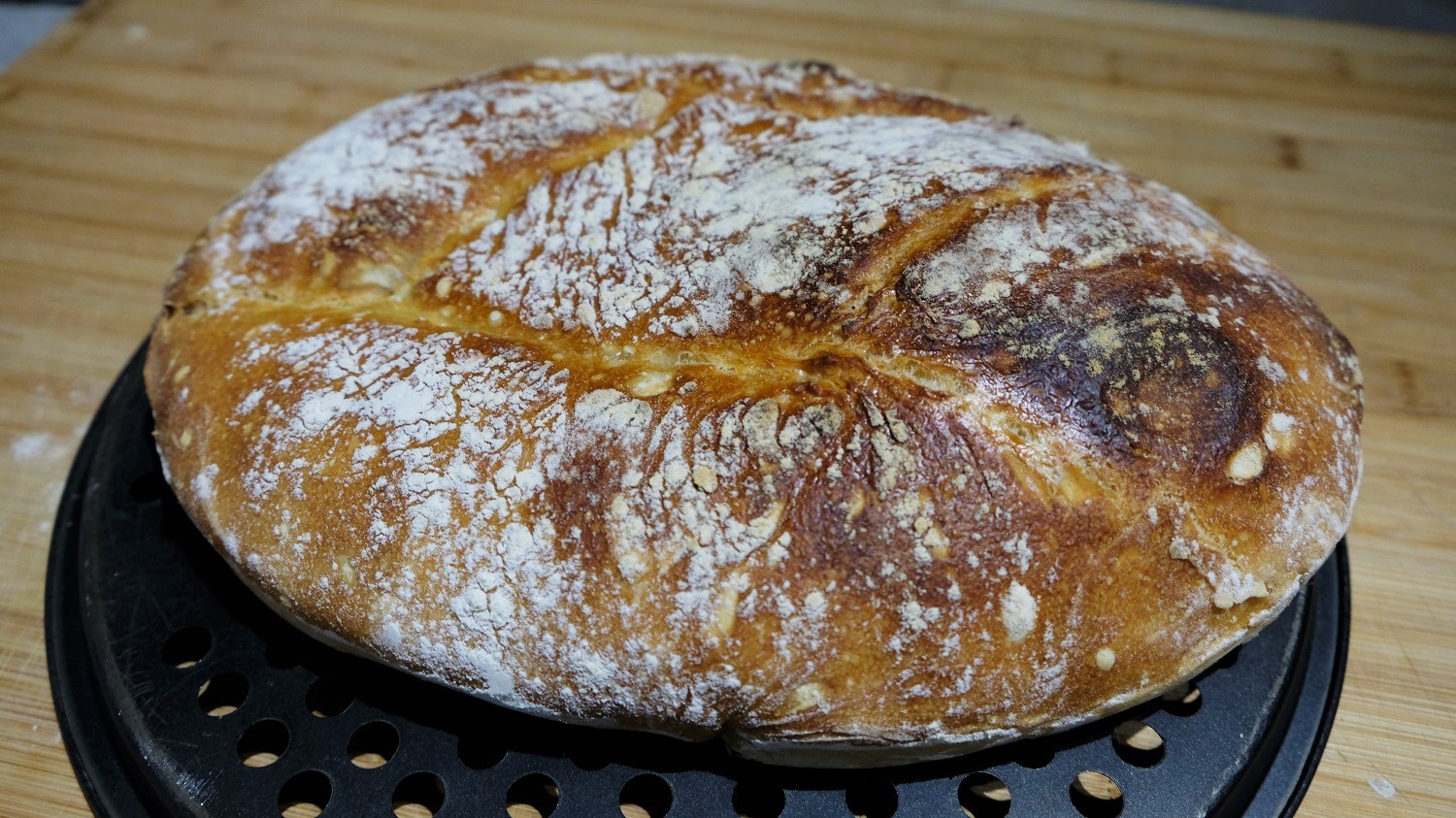 No-knead casserole Bread