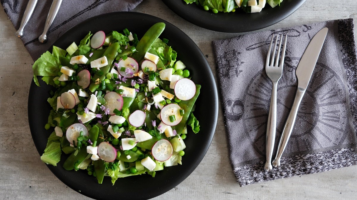 Spring Salad - Bake Eat